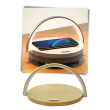 Carica l'immagine nel visualizzatore di Gallery, Lampada da tavolo e caricabatterie wireless