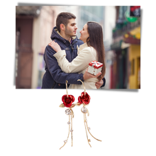 Carica l'immagine nel visualizzatore di Gallery, Orecchini con nappe rosa - Ozerty