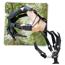 Carica l'immagine nel visualizzatore di Gallery, Guanto finto con mani di scheletro