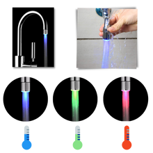 Carica l'immagine nel visualizzatore di Gallery, Ugello del rubinetto con sensore di temperatura che cambia colore - Ozerty