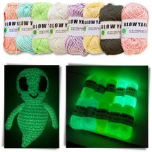 Carica l'immagine nel visualizzatore di Gallery, Filato colorato a bagliore morbido - Ozerty