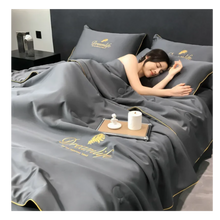 Carica l'immagine nel visualizzatore di Gallery, Copripiumino in morbida seta di ghiaccio -Grigio Antico/150X200 cmGrigio Antico/180X220 cmGrigio Antico/200X230 cm - Ozerty