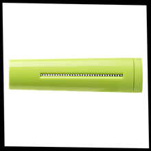 Carica l'immagine nel visualizzatore di Gallery, Tritacarte manuale portatile - Ozerty