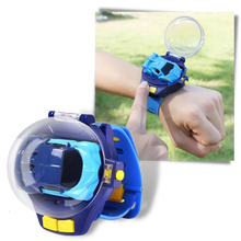 Carica l&#39;immagine nel visualizzatore di Gallery, Orologio con auto telecomandata ricaricabile
