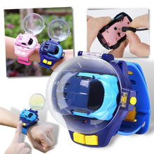 Carica l&#39;immagine nel visualizzatore di Gallery, Orologio con auto telecomandata ricaricabile - Ozerty
