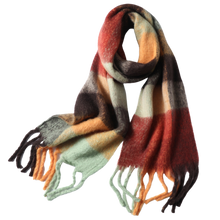 Carica l&#39;immagine nel visualizzatore di Gallery, Sciarpa invernale da donna a quadri

