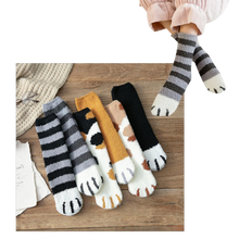 Carica l&#39;immagine nel visualizzatore di Gallery, Calze invernali con zampa di gatto - Ozerty
