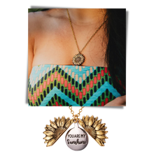 Carica l&#39;immagine nel visualizzatore di Gallery, Ciondolo a forma di girasole - Ozerty
