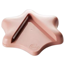 Carica l&#39;immagine nel visualizzatore di Gallery, Apribottiglie sotto il mobile
