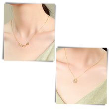 Carica l&#39;immagine nel visualizzatore di Gallery, Collana a forma di cuore a quattro foglie
