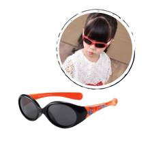 Carica l&#39;immagine nel visualizzatore di Gallery, Occhiali da sole polarizzati per bambini con cinturino per età 0 - 3
