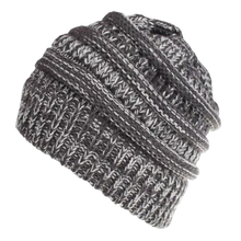 Carica l&#39;immagine nel visualizzatore di Gallery, Berretto per coda e chignon
