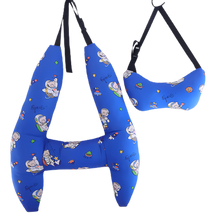 Carica l&#39;immagine nel visualizzatore di Gallery, Cuscino da Viaggio per Collo con Supporto Ergonomico -Astronauta blu - Ozerty, Cuscino da Viaggio per Collo con Supporto Ergonomico -Auto blu - Ozerty, Cuscino da Viaggio per Collo con Supporto Ergonomico -Tigre blu - Ozerty
