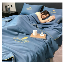 Carica l&#39;immagine nel visualizzatore di Gallery, Copripiumino in morbida seta di ghiaccio -Blu/150X200 cmBlu/180X220 cmBlu/200X230 cm - Ozerty
