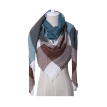 Carica l&#39;immagine nel visualizzatore di Gallery, Sciarpa in cashmere a quadri effetto mohair -Roma - Ozerty
