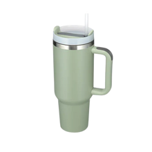 Carica l&#39;immagine nel visualizzatore di Gallery, Tazza per auto di grande capacità con manico -Verde pistacchio - Ozerty
